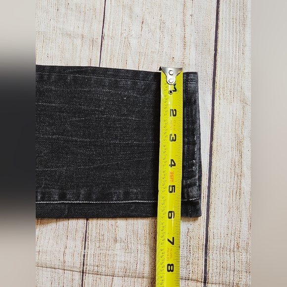 American Eagle Next Level Flex Distressed look Jeans - Picture 6 of 9